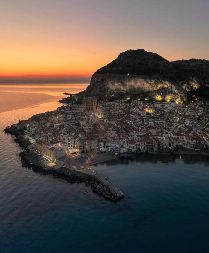 Green Villa Sand Beach Center Close Sea Veiw Cefalu Exterior photo