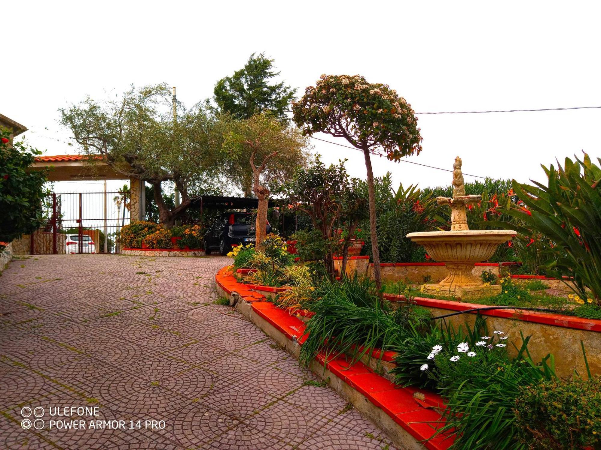 Green Villa Sand Beach Center Close Sea Veiw Cefalu Exterior photo